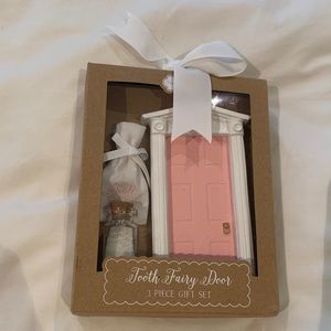 NWT Mudpie Tooth Fairy Door Set